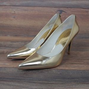 Michael Kors Dorothy Flex Gold Pumps